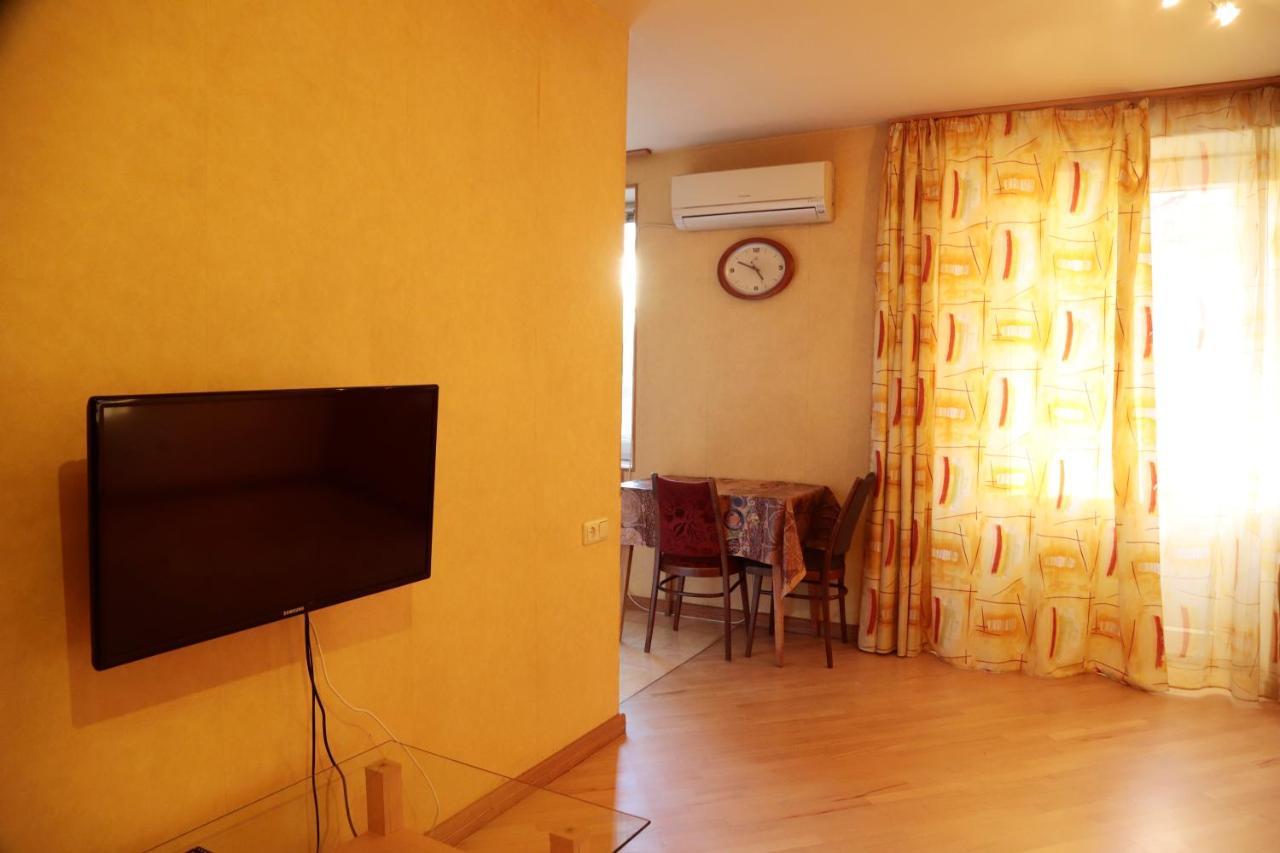 Am Studio Apartamento Erevan Exterior foto