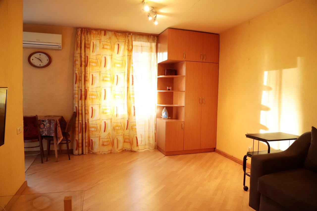 Am Studio Apartamento Erevan Exterior foto